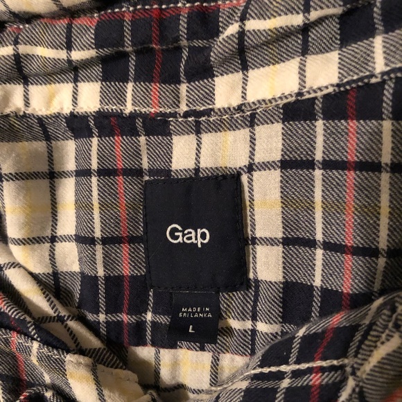 Like New Gap Plaid Flannel Shirt! - Picture 3 of 4
